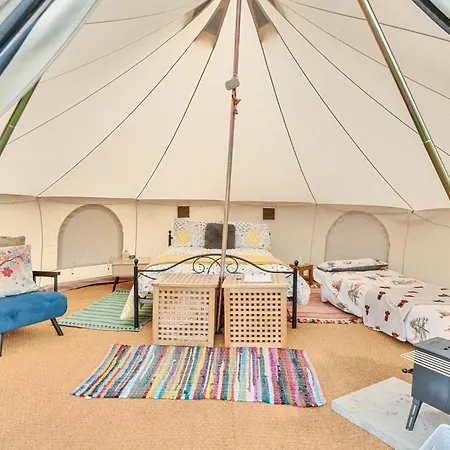 Luxury tent 5m Xl Bell Tent With Log Burner Near Whitby Saltburn-by-the-Sea
