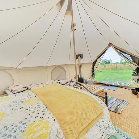 Hazel 5m Xl Bell Tent With Log Burner Near Whitby * Saltburn-by-the-Sea